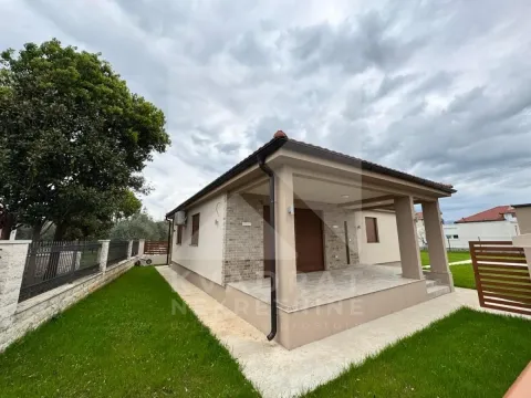 Izdavanje, kuća, 140m², Donja Gorica, Podgorica - image 3