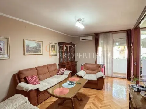 Prodaja, stan, 72m², Stari Aerodrom, Podgorica - image 7
