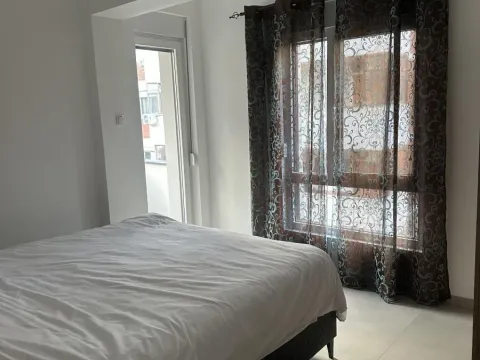 Izdavanje, trosoban stan, 54m², Medijana, Niš - image 16