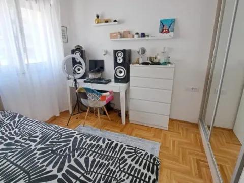 Sale, three bedroom apartment, 90m², Rozino, Budva - image 4