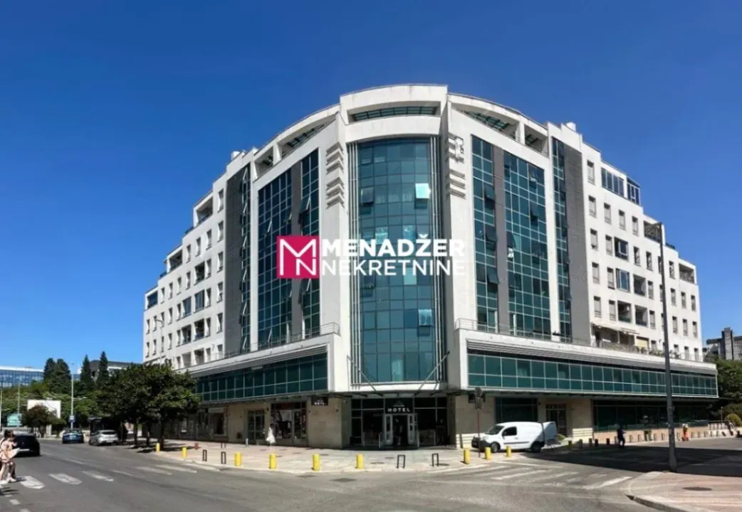 Izdavanje, jednosoban stan, 45m², Centar, Podgorica