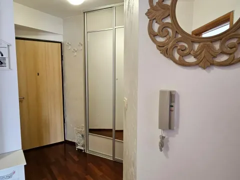 Prodaja, dvosoban stan, 56m², Stari Aerodrom, Podgorica - image 7