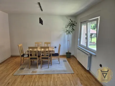 Izdavanje, kuća, 220m², Zemun Sve Podlokacije, Beograd - image 7