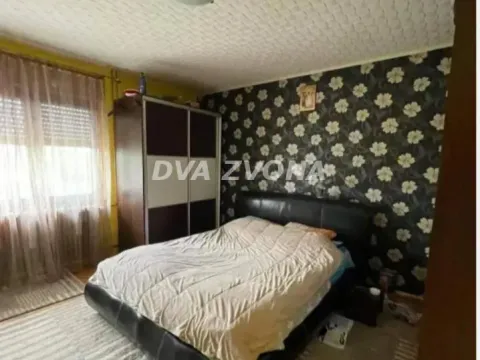 Prodaja, kuća, 420m², Farkaždin, Zrenjanin - image 7