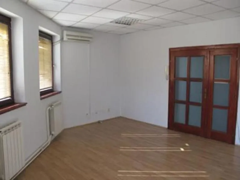 Rent, office space, 24m², Dušanovac, Voždovac Sve Podlokacije