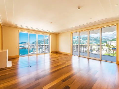 Prodaja, dvosoban stan, 144m², Porto Montenegro, Tivat - image 7