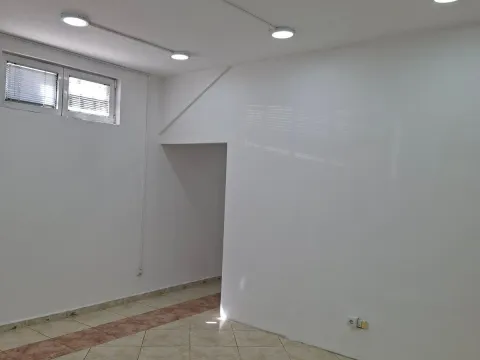 Sale, office space, 143m², Centar, Podgorica - image 9