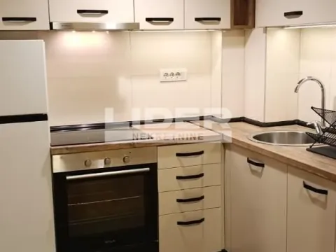 Izdavanje, dvosoban stan, 43m², Lekino Brdo, Voždovac Sve Podlokacije - image 6