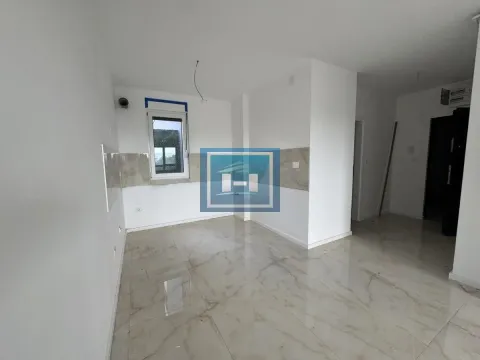 Prodaja, dvosoban stan, 60m², Centar, Ćuprija - image 2
