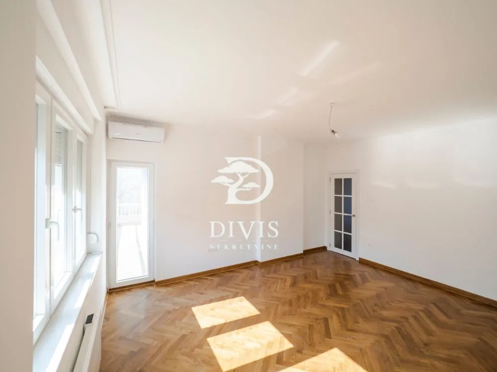 Prodaja, trosoban stan, 78m², Južni Bulevar, Vračar Sve Podlokacije