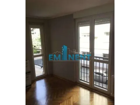 Izdavanje, dvosoban stan, 60m², Kalenić Pijaca, Vračar Sve Podlokacije - image 4