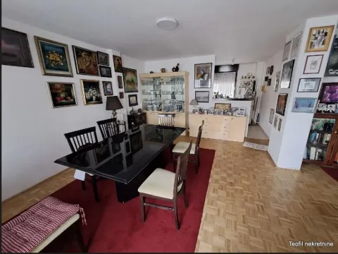 Sale, three bedroom apartment, 85m², Novi Beograd Blok 72, Novi Beograd Sve Podlokacije - image 1