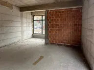 Izdavanje, poslovni prostor, 100m², Stari Aerodrom, Podgorica - image 2