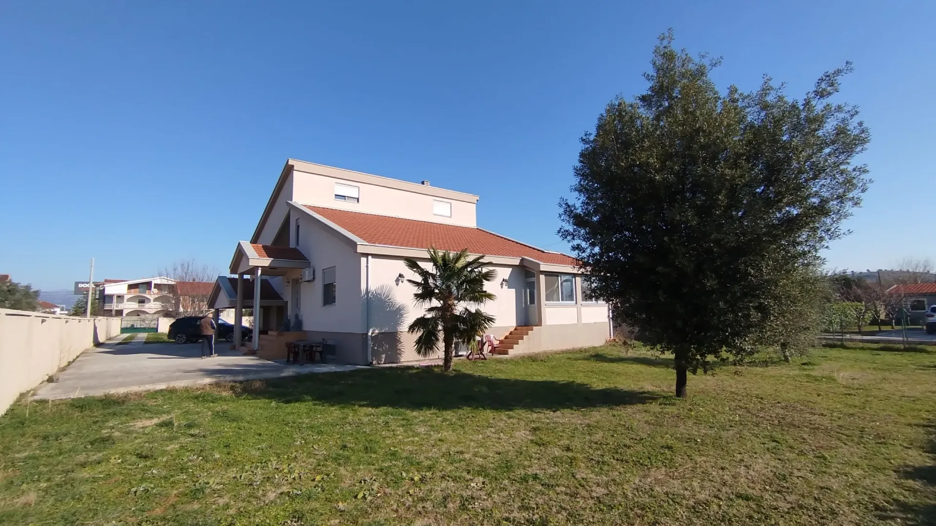 Rent, house, 375m², Donja Gorica, Podgorica