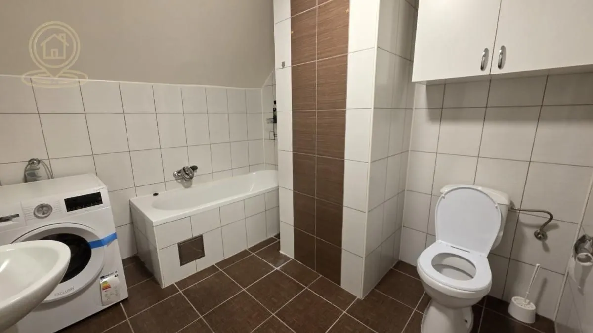 Prodaja, četvorosoban stan, 90m², Grbavica, Novi Sad Sve Podlokacije