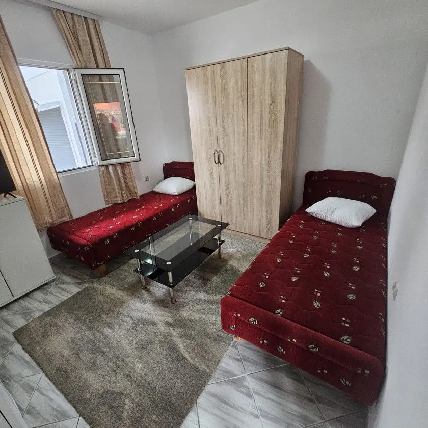 Izdavanje, jednosoban stan, 25m², Bjeliši, Bar