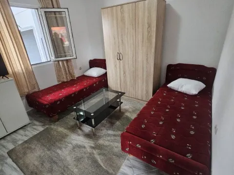 Izdavanje, jednosoban stan, 25m², Bjeliši, Bar - image 1