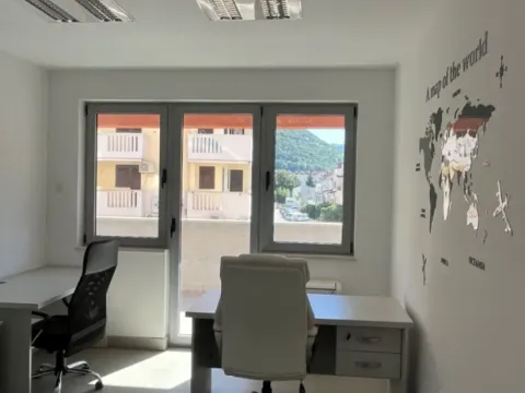 Rent, office space, 53m², Budva, Crna Gora - image 3
