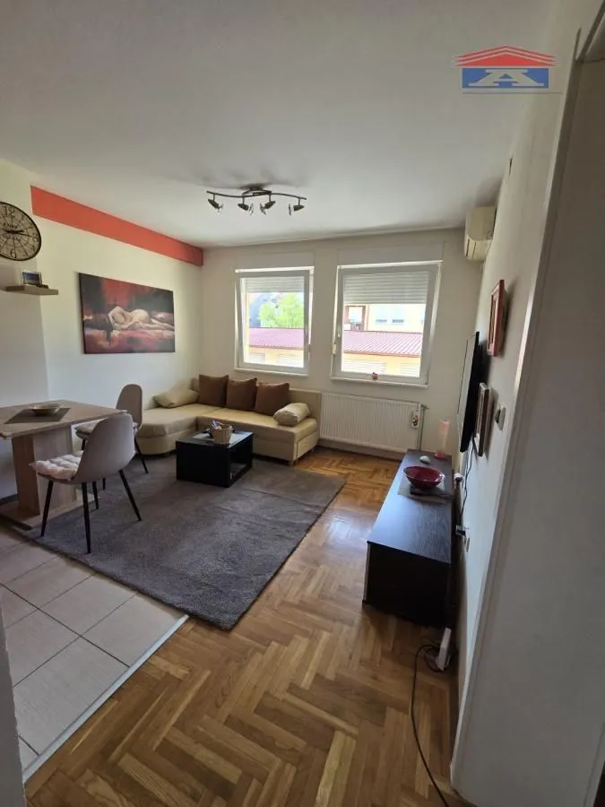 Izdavanje, jednosoban stan, 36m², Grbavica, Novi Sad Sve Podlokacije