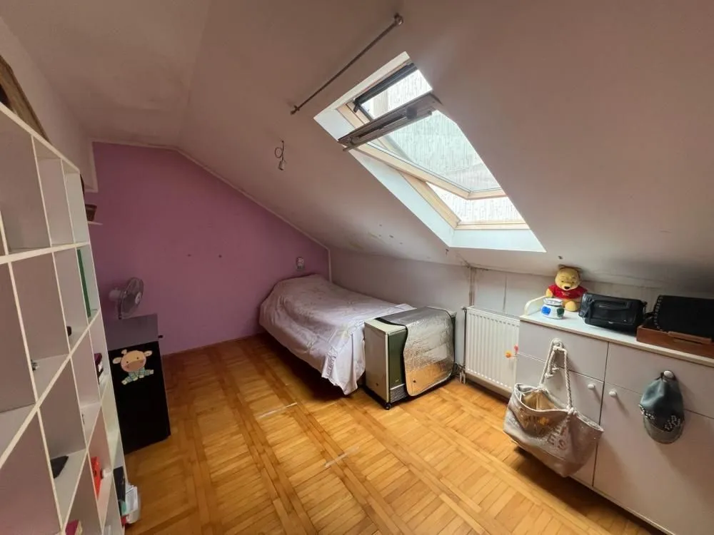 Sale, three bedroom apartment, 82m², Brace Jerković, Voždovac Sve Podlokacije