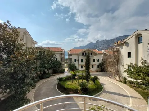 Prodaja, trosoban stan, 142m², Risan, Kotor - image 1