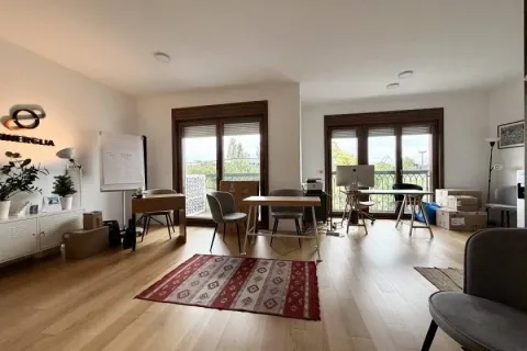Izdavanje, četvorosoban stan, 81m², Dorćol Sve Podlokacije, Beograd - image 3