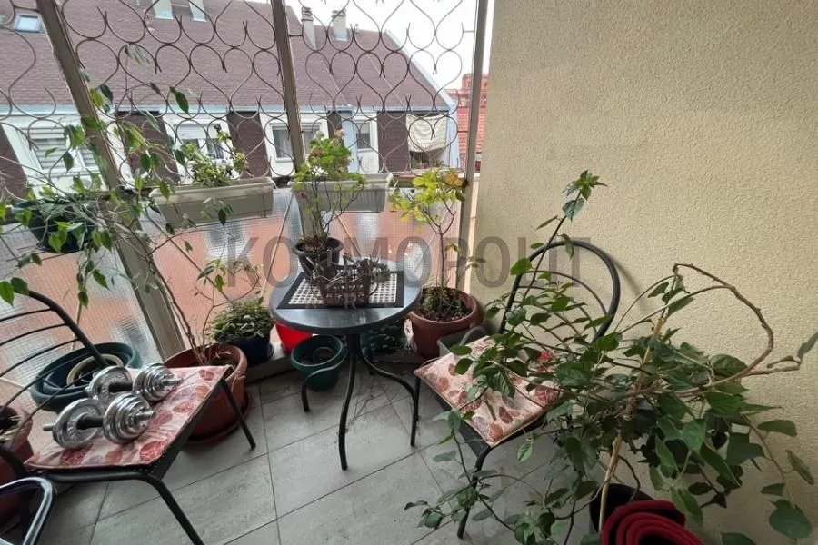 Sale, four bedroom apartment, 110m², Vukov Spomenik, Zvezdara Sve Podlokacije