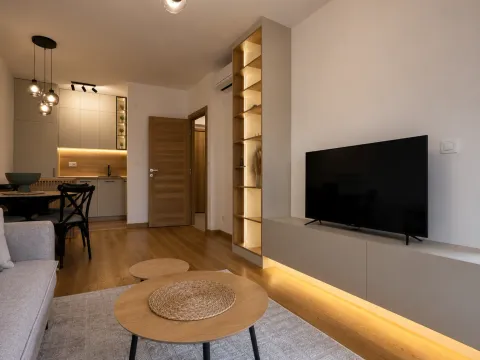 Izdavanje, jednosoban stan, 46m², New City, Podgorica - image 5