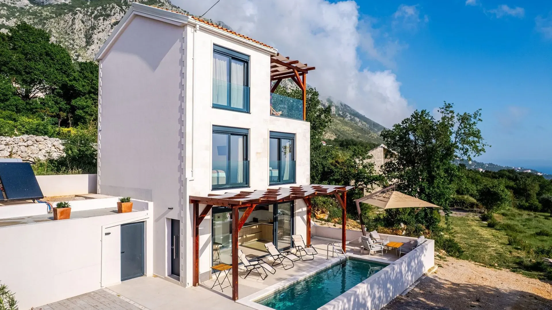 Sale, house, 114m², Blizikuće, Budva