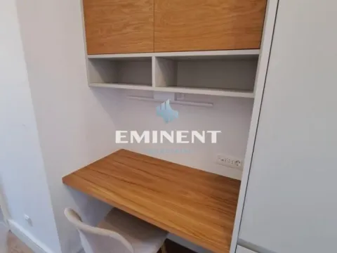 Izdavanje, trosoban stan, 93m², Savski Venac, Beograd - image 13