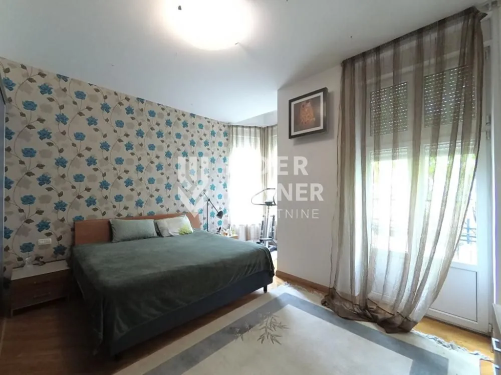 Sale, four bedroom apartment, 190m², Vračar Hram, Vračar Sve Podlokacije