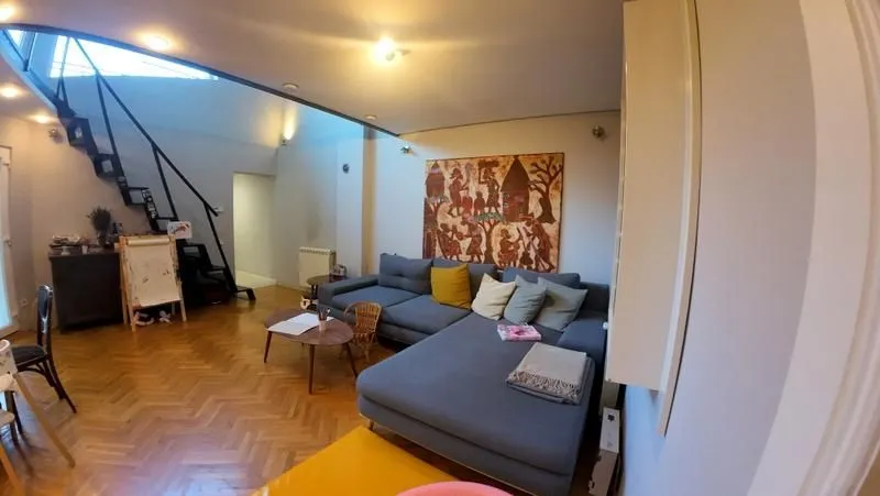 Sale, three bedroom apartment, 99m², Kalenić Pijaca, Vračar Sve Podlokacije