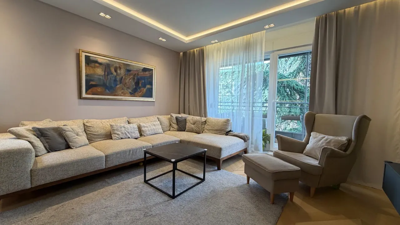 Prodaja, trosoban stan, 87m², Savski Venac, Beograd