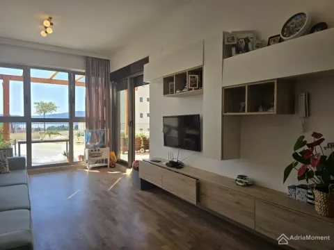 Sale, one bedroom apartment, 59m², Tivat, Crna Gora - image 2