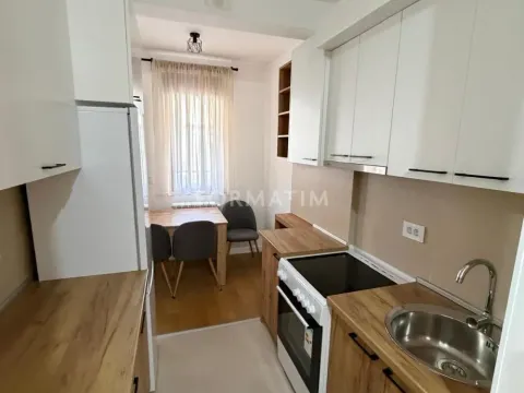 Izdavanje, trosoban stan, 60m², Bulbulder, Zvezdara Sve Podlokacije - image 10