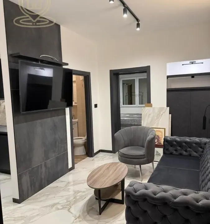 Izdavanje, dvosoban stan, 40m², Denkova Basta, Zvezdara Sve Podlokacije