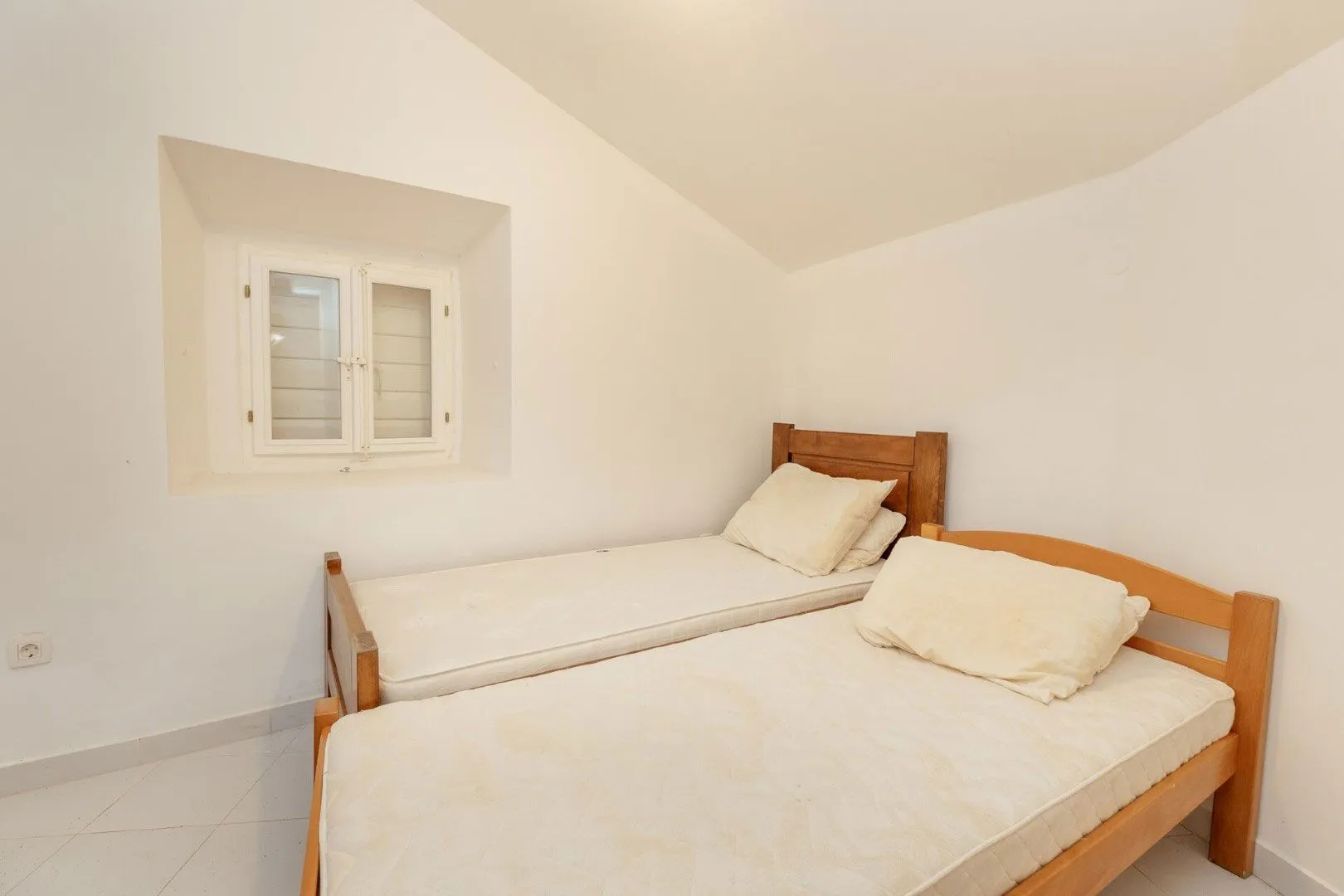Prodaja, kuća, 176m², Herceg Novi, Crna Gora