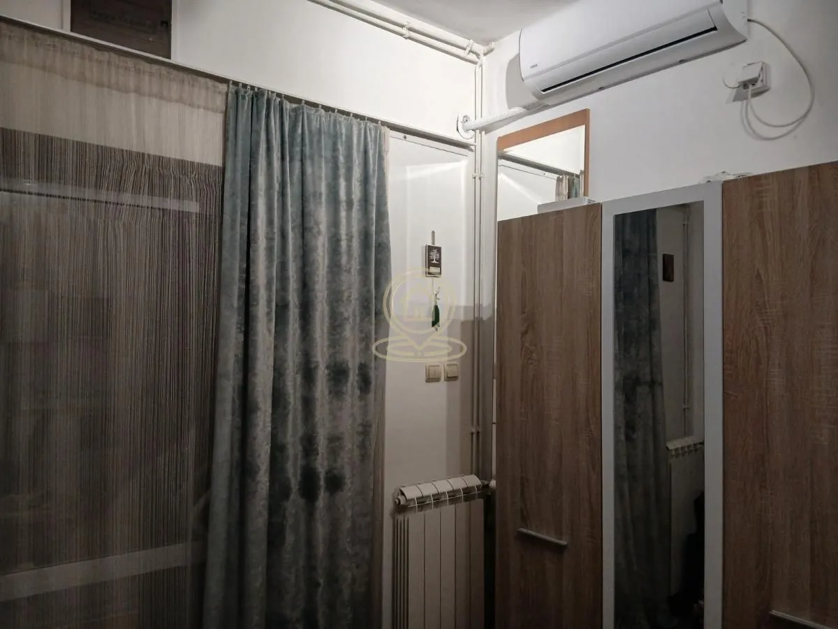 Izdavanje, jednosoban stan, 22m², Centar, Novi Sad