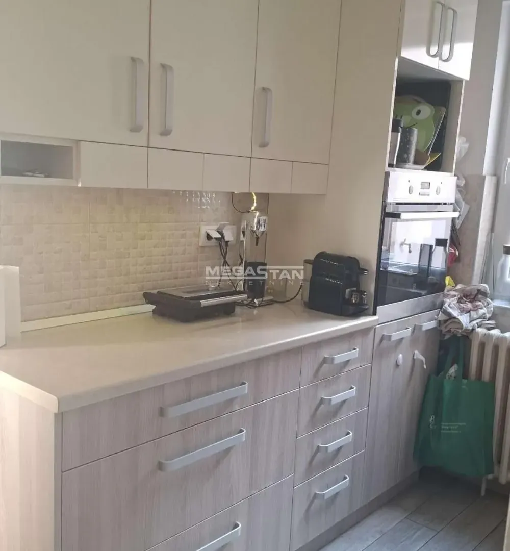 Sale, two bedroom apartment, 71m², Bezanijska Kosa 2, Bežanijska Kosa Sve Podlokacije