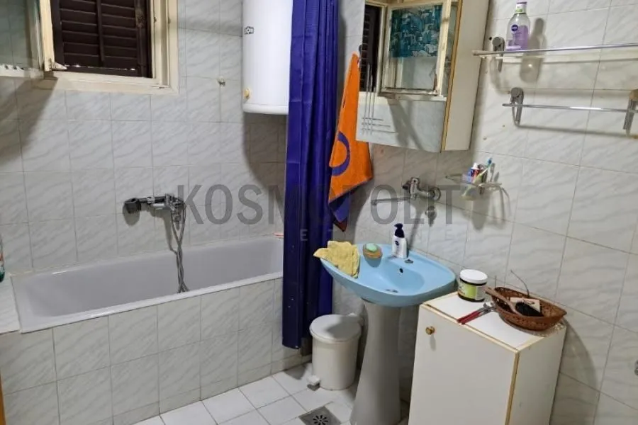 Prodaja, kuća, 250m², Karaburma, Palilula Sve Podlokacije