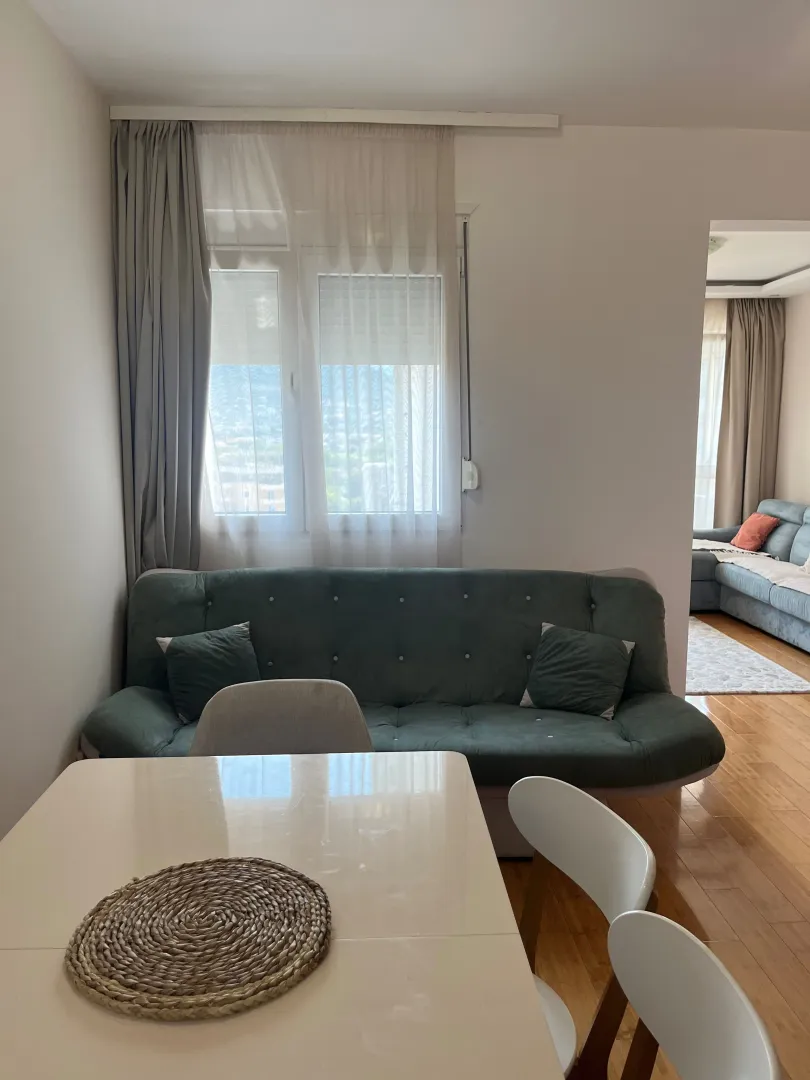 Prodaja, jednosoban stan, 62m², Centar, Bar