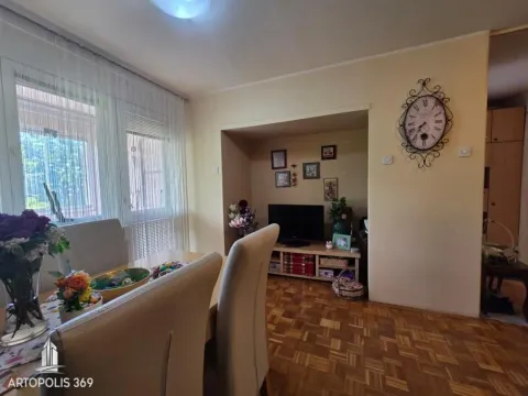 Prodaja, trosoban stan, 79m², Zemun Gornji Grad, Zemun Sve Podlokacije - image 3