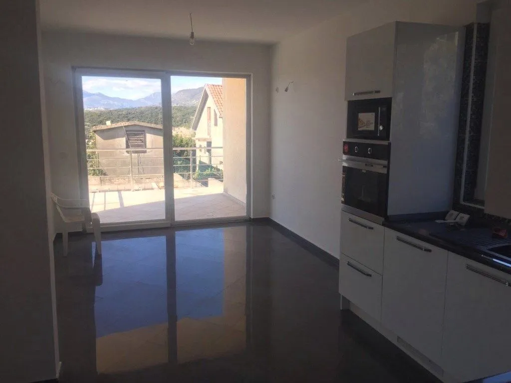 Sale, house, 450m², Utjeha, Bar