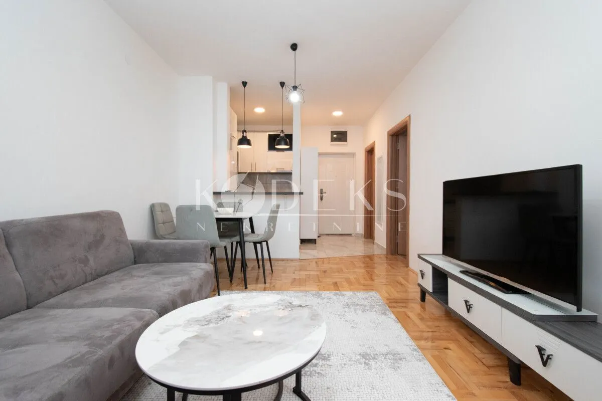 Izdavanje, jednosoban stan, 40m², Ljubović, Podgorica