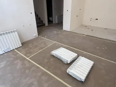 Prodaja, trosoban stan, 65m², Višnjička Banja, Palilula Sve Podlokacije - image 1