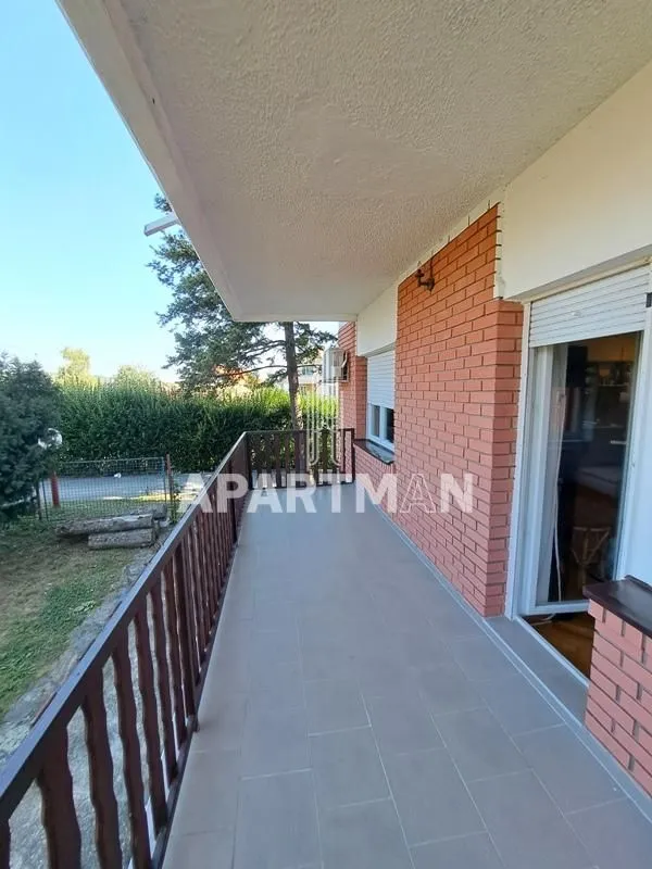 Sale, house, 140m², Voždovac Sve Podlokacije, Beograd