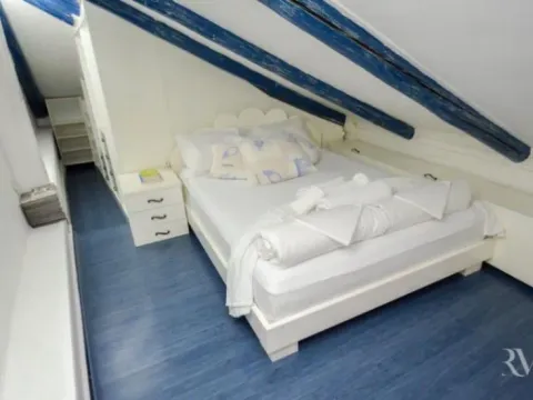 Izdavanje, kuća, 100m², Stari Grad Kotor, Kotor - image 9