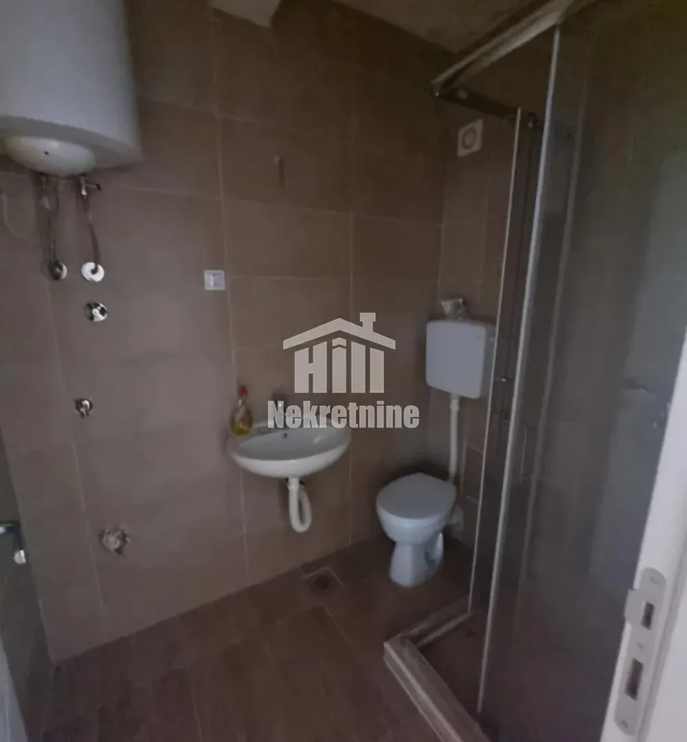 Sale, two bedroom apartment, 58m², Zemun Cara Dušana, Zemun Sve Podlokacije