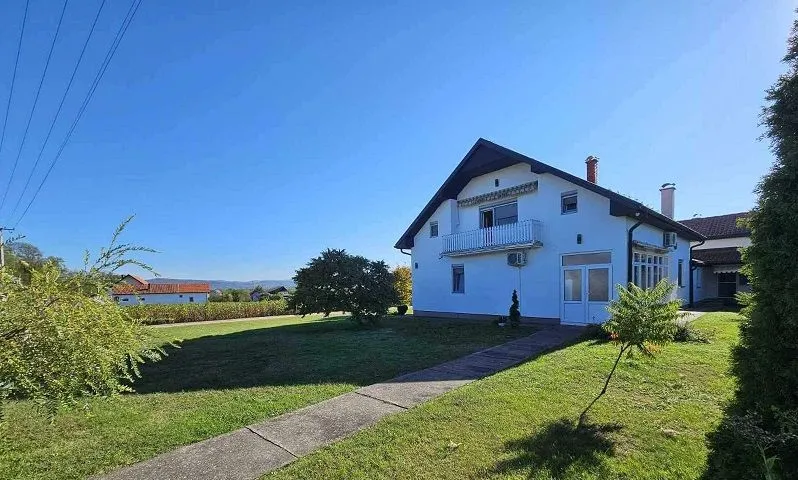 Prodaja, kuća, 200m², Centar, Loznica
