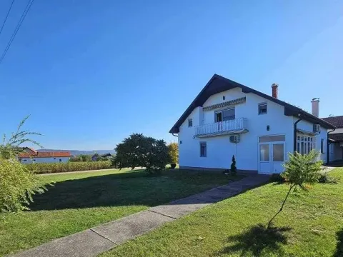 Prodaja, kuća, 200m², Centar, Loznica - image 3